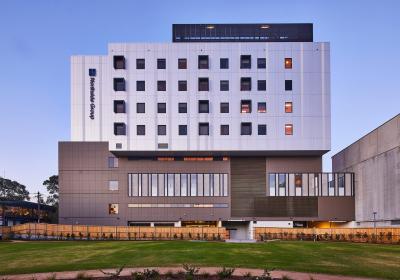 Ramsay Clinic Northside - TRUECORE<sup>®</sup> steel - LGS frames up eighth floor extension